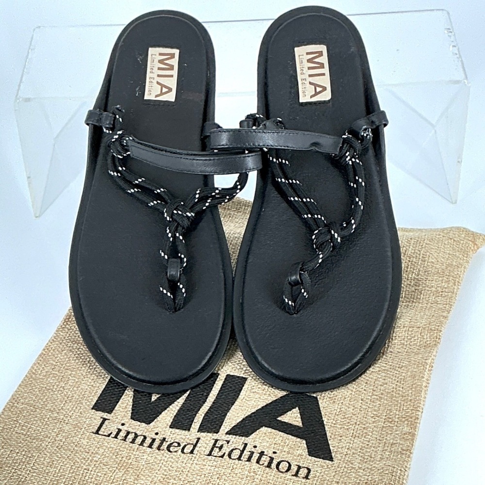 MIA Size 8.5 Black Rope Cord Strappy Sandals NEW Limited Edition Harbor $49